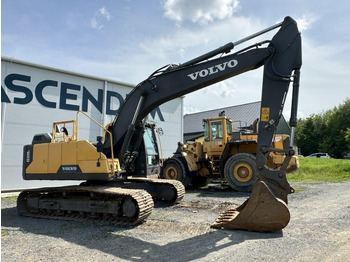 Escavatore cingolato VOLVO EC220EL