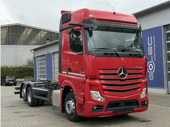 Autocarro portacontainer/ Caisse interchangeable MERCEDES-BENZ Actros 2543