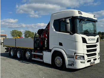 Camion con gru SCANIA R