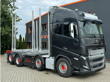 Camion trasporto legname VOLVO FH16 750