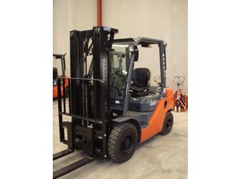 Carrello elevatore diesel TOYOTA 52-8FDF25: foto 1