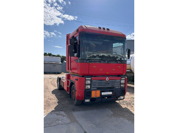 Trattore stradale RENAULT Magnum