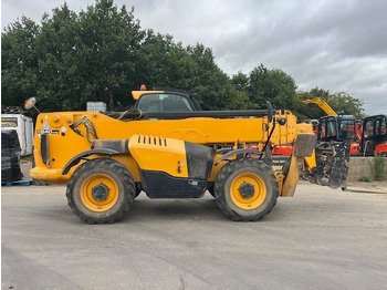Sollevatore telescopico JCB