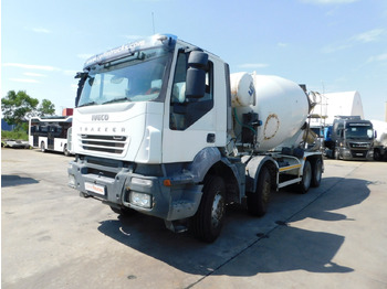 Autobetoniera IVECO Trakker