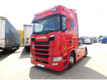 Trattore stradale SCANIA S 450