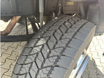 Autocarro scarrabile, Camion con gru MAN 25/18.284 6x2-4 LL 25/18.284 6x2-4 LL,Kran HMF 1113 K3, Funk, Retarder: foto 2