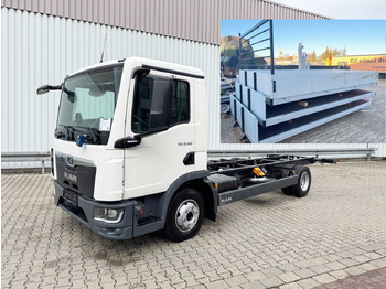 Autocarro con pianale/ Cassone fisso MAN TGL 8.160