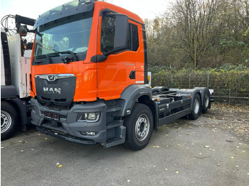 Autocarro telaio MAN TGS 26.470