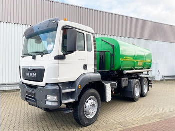 Camion cisterna MAN TGS 40.400