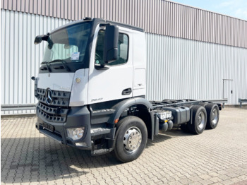 Autocarro telaio MERCEDES-BENZ Arocs 2642