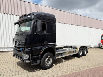 Autocarro telaio MERCEDES-BENZ Arocs 3351