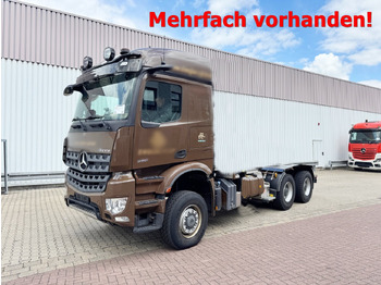 Autocarro telaio MERCEDES-BENZ Arocs 3351