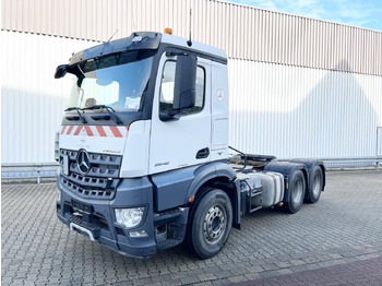 Trattore stradale MERCEDES-BENZ Arocs 2648
