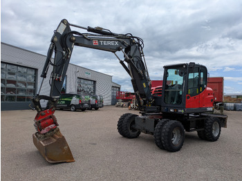 Escavatore gommato TEREX