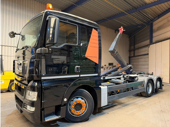Autocarro scarrabile MAN TGX 26.400