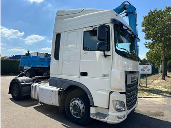 Trattore stradale DAF XF 460