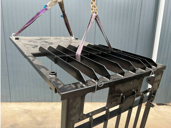 Cabina e interni per Macchina da cantiere nuovo Cat 324D Guard: foto 2