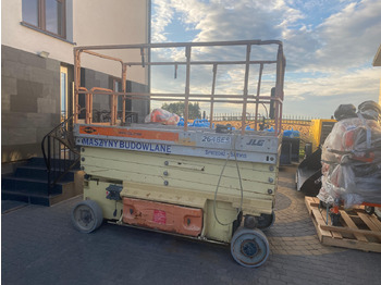 Piattaforma aerea JLG