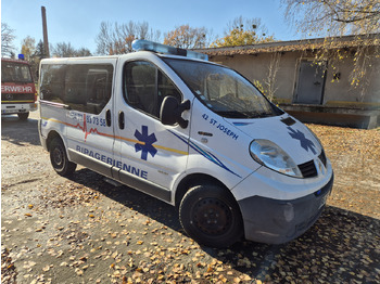Ambulanza RENAULT Trafic 2.0