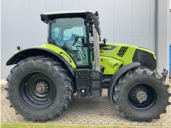 Trattore CLAAS Axion 830