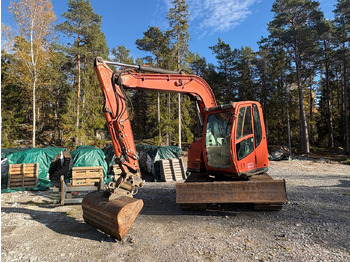Escavatore JCB