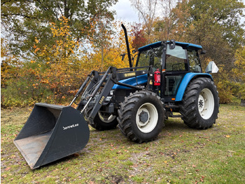 Trattore NEW HOLLAND