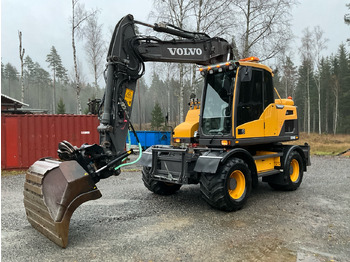 Escavatore VOLVO EW140D