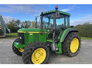 Trattore JOHN DEERE 6110