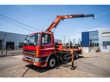 Autocarro con pianale/ Cassone fisso DAF 65