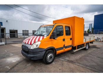 Furgone con cassone fisso IVECO Daily 70c17