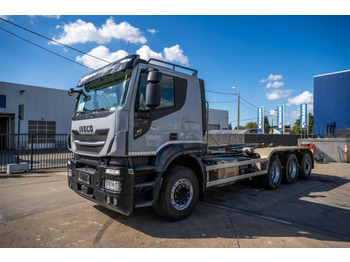 Autocarro scarrabile IVECO X-WAY