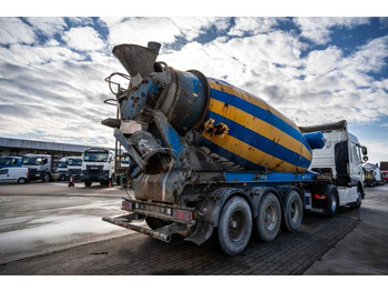 Semirimorchio betoniera MULLER BETON MIXER/MALAXEUR/MISCHER LIEBHERR 12M3: foto 4 Semirimorchio betoniera MULLER BETON MIXER/MALAXEUR/MISCHER LIEBHERR 12M3: foto 4
