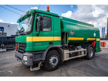 Camion cisterna MERCEDES-BENZ Actros 1832