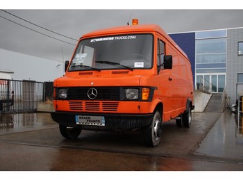 Furgone box Mercedes-Benz 410D: foto 1