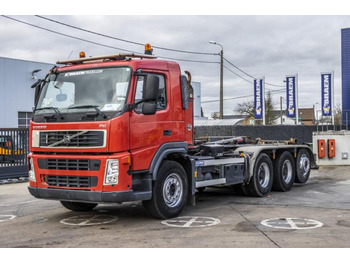 Autocarro scarrabile Volvo FM/FH 430-HIAB MULTILIFT XR26S - euro 5: foto 3