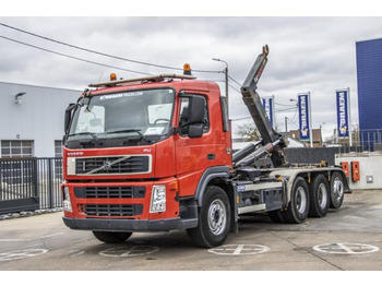 Foto d'interni 1: Autocarro scarrabile Volvo FM/FH 430-HIAB MULTILIFT XR26S - euro 5