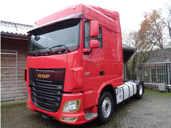 Trattore stradale DAF XF 106