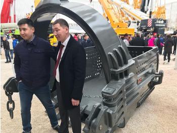 Benna con pinza LIEBHERR