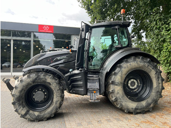 Trattore Valtra T174 Versu: foto 2 Trattore Valtra T174 Versu: foto 2