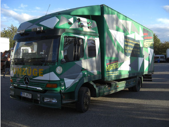 Autocarro furgonato MERCEDES-BENZ