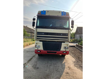 Autocarro con pianale/ Cassone fisso DAF XF 95 430