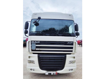 Trattore stradale DAF XF 105