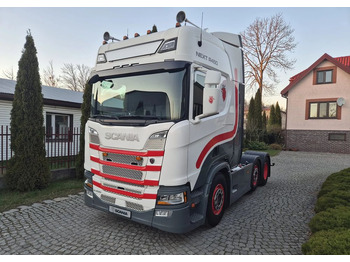 Trattore stradale SCANIA R 450