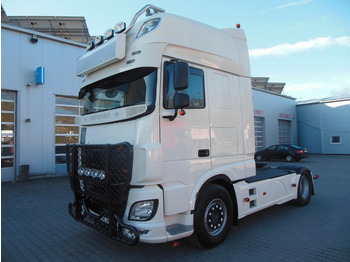 Trattore stradale DAF XF 106 480