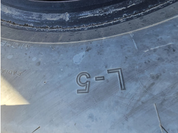 Leasing di MICHELIN XMINE D2, 35/65R33 MICHELIN XMINE D2, 35/65R33: foto 5