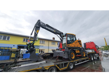 Escavatore gommato VOLVO EWR150E