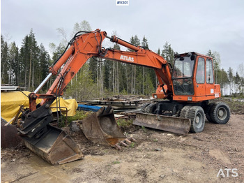 Escavatore gommato ATLAS