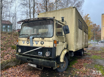 Autocarro furgonato VOLVO