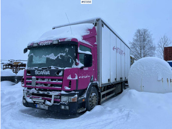 Autocarro furgonato SCANIA P94
