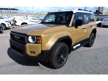 Autovettura TOYOTA Land Cruiser